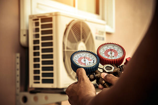 Professional Hvac technician working in Richfield, NC